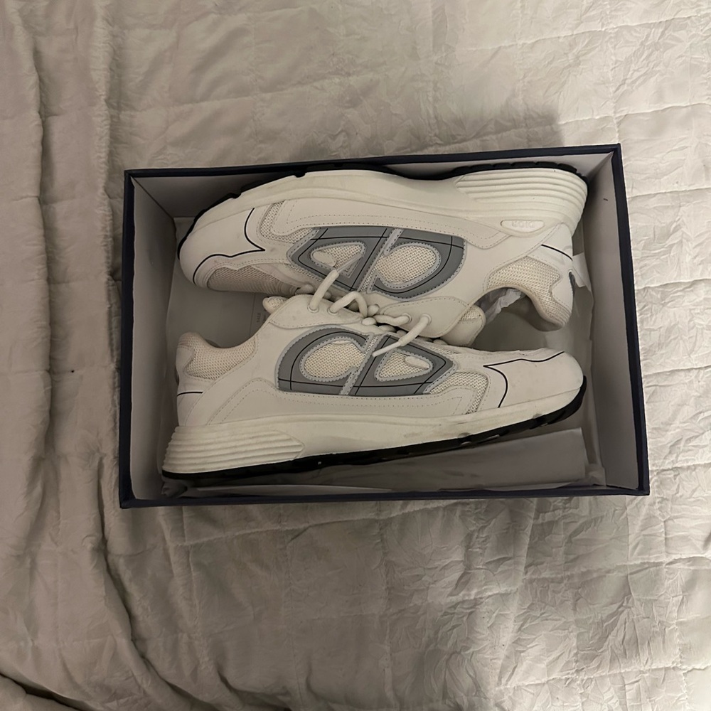 Dior B30 White
